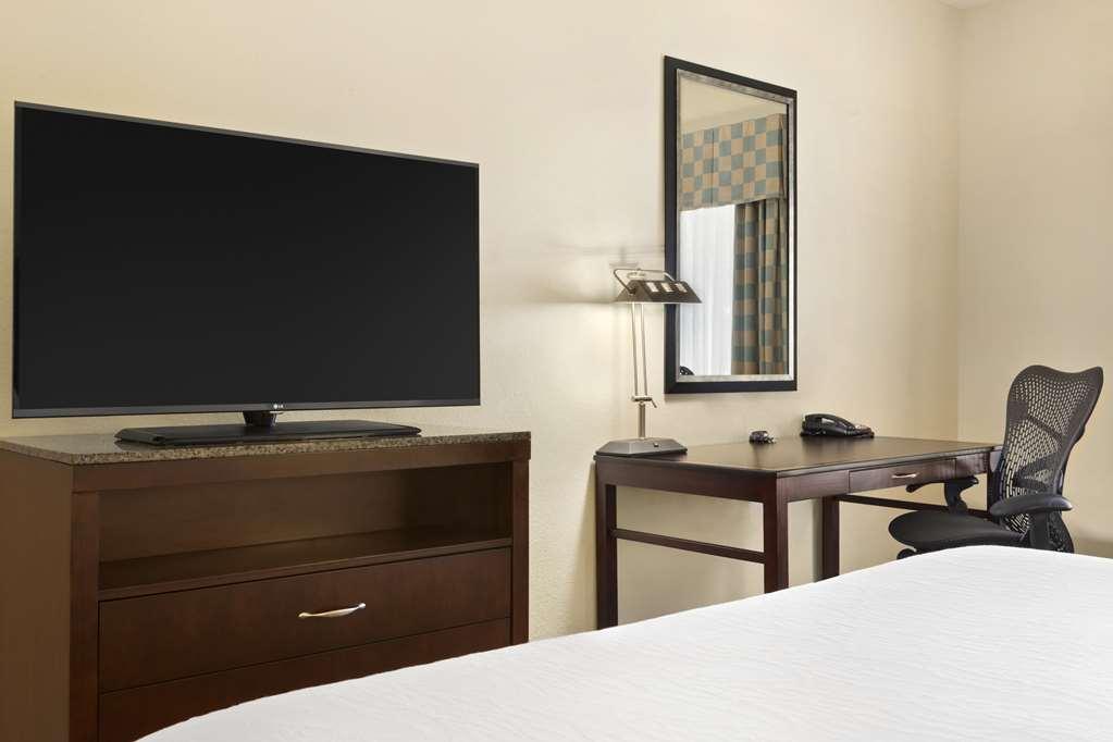Hilton Garden Inn Huntsville South/Redstone Arsenal Kamer foto
